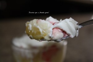 creme de coco com abacaxi e morango 01