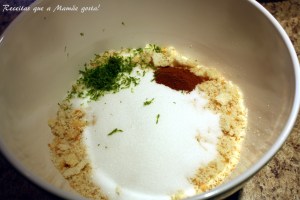 Torta de maça com farelo de pão 3