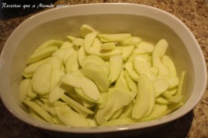 Torta de maça com farelo de pão 6