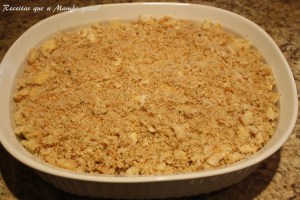 Torta de maça com farelo de pão 9